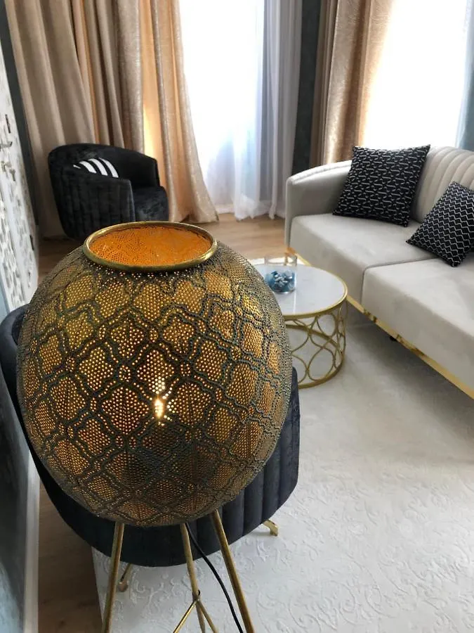 فندق تبليسيفي  Rikhe Palace